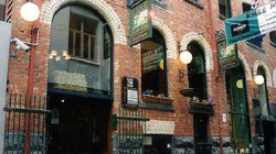 Pugg Mahones Irish Pub - Tourism Bookings WA